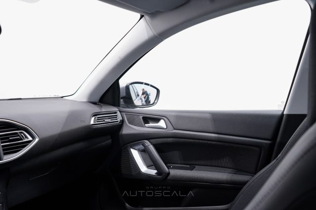 PEUGEOT 308 usata, con Bracciolo