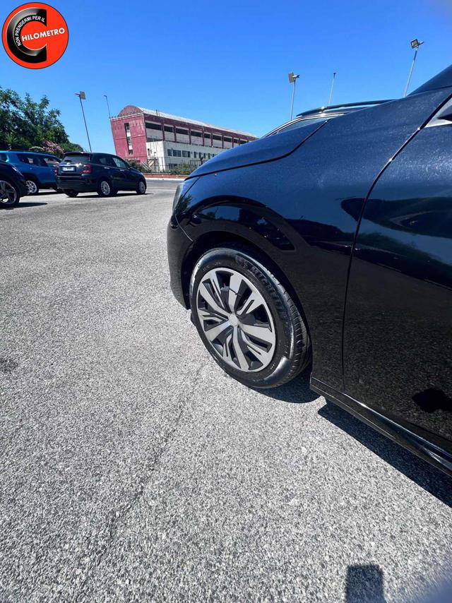 PEUGEOT 208 usata, con Alzacristalli elettrici
