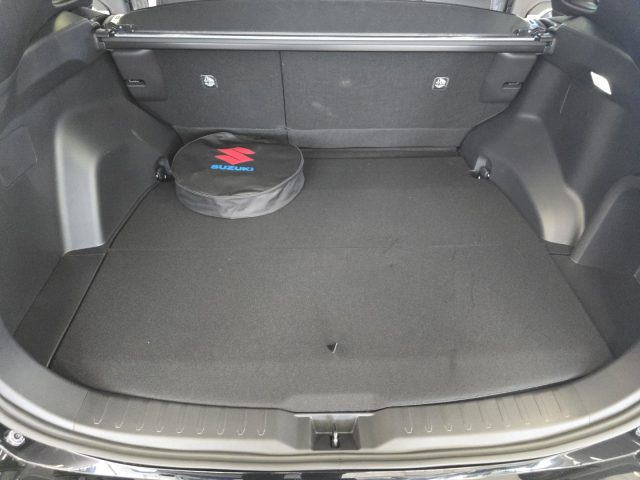 SUZUKI Across usata, con Regolazione elettrica sedili