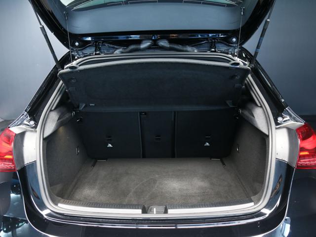 MERCEDES-BENZ A 180 usata, con Boardcomputer