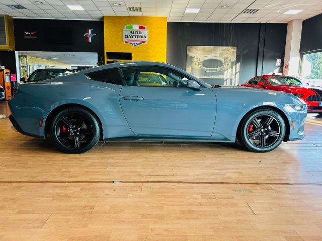 FORD Mustang usata, con Autoradio
