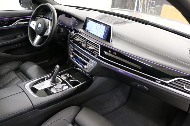 BMW 730 usata, con Servosterzo