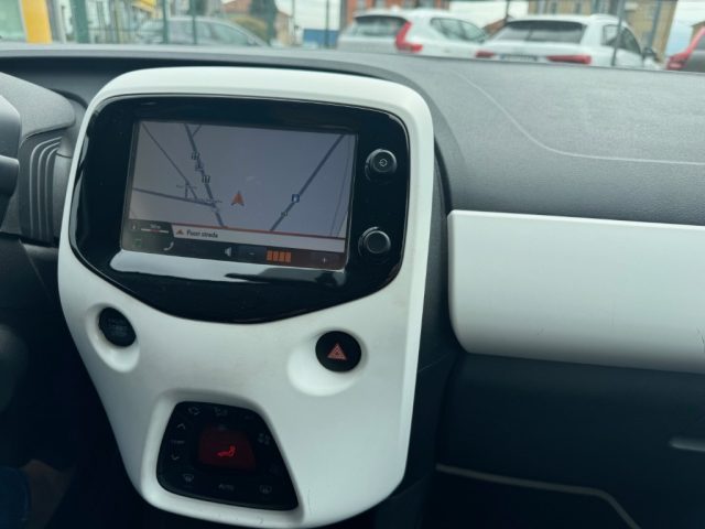 PEUGEOT 108 usata, con Sistema di navigazione