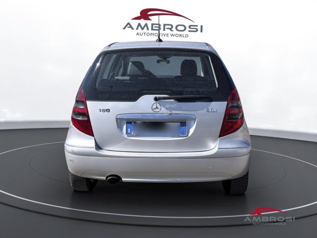 MERCEDES-BENZ A 180 usata 7