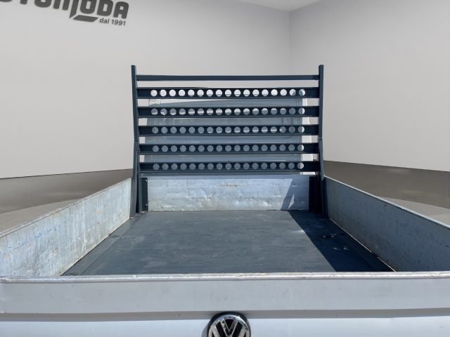 VOLKSWAGEN Crafter usata 14