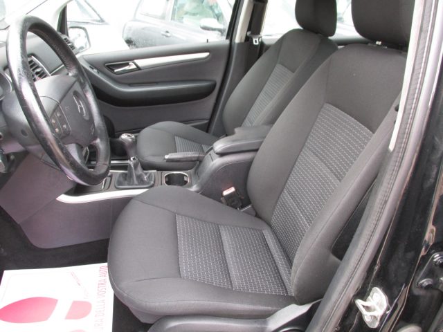 MERCEDES-BENZ B 180 usata, con Controllo trazione