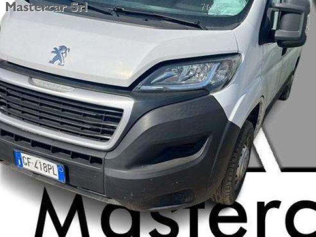 PEUGEOT Boxer usata, con ABS