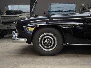 MERCEDES-BENZ 190 usata 9