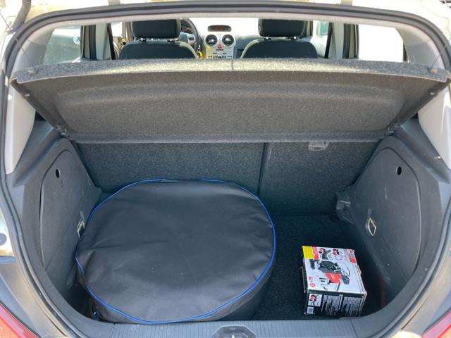 OPEL Corsa usata, con Controllo trazione