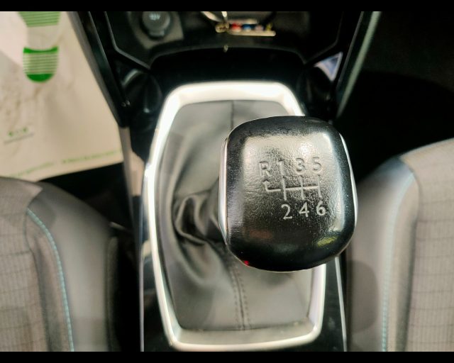 PEUGEOT 208 usata, con Volante in pelle