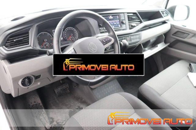VOLKSWAGEN Caravelle usata, con Bracciolo