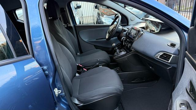 LANCIA Ypsilon usata, con USB
