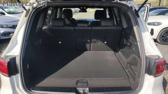 MERCEDES-BENZ GLB 200 usata, con Park Distance Control