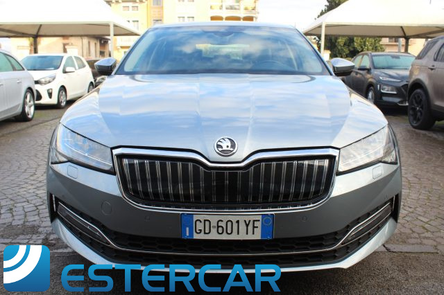 SKODA Superb usata, con Alzacristalli elettrici