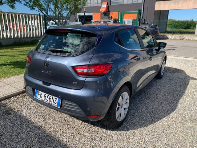 RENAULT Clio usata, con Alzacristalli elettrici