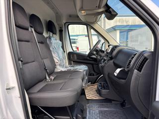 PEUGEOT Boxer usata, con Autoradio digitale