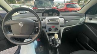LANCIA Ypsilon usata, con Autoradio