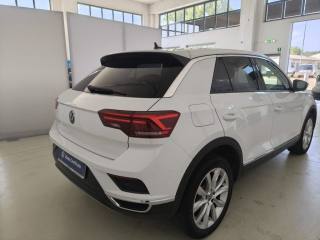 VOLKSWAGEN T-Roc usata, con Autoradio