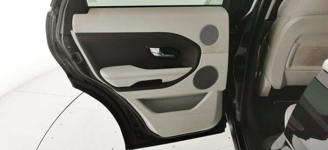 LAND ROVER Range Rover Evoque usata, con Leve al volante