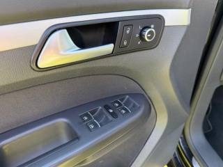 VOLKSWAGEN Touran usata, con Interni in pelle