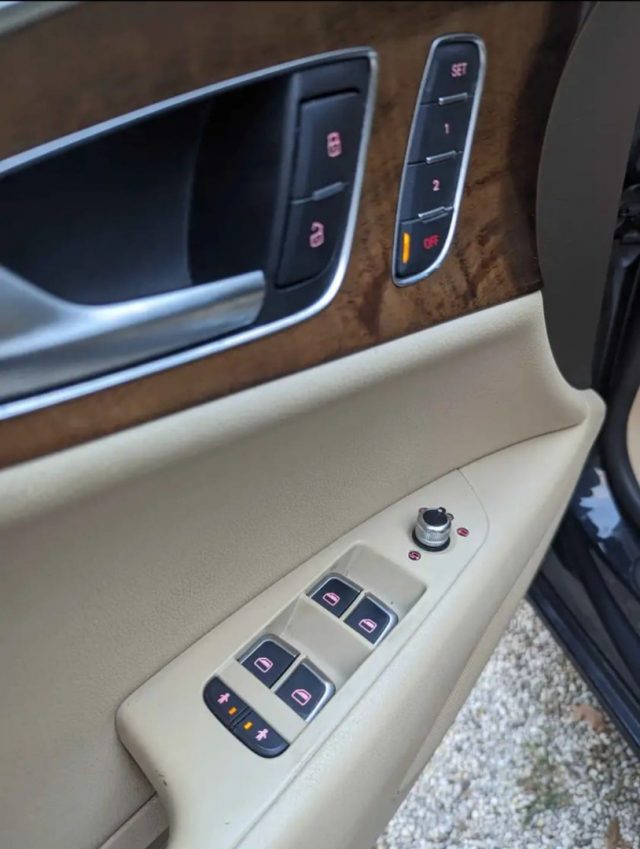 AUDI A7 usata, con Autoradio