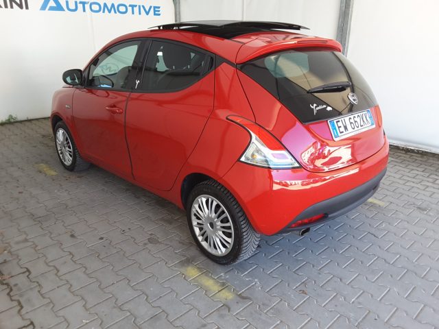 LANCIA Ypsilon usata, con Lettore CD