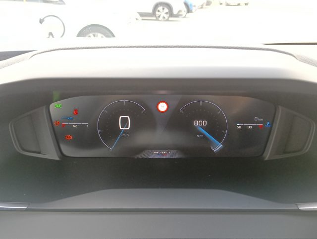 PEUGEOT 2008 usata, con Boardcomputer