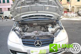 MERCEDES-BENZ A 180 usata, con Monitoraggio pressione pneumatici