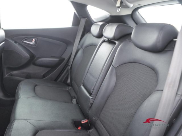 HYUNDAI iX35 usata 9