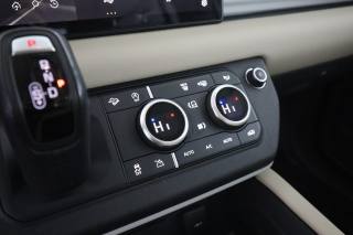 LAND ROVER Defender usata 16