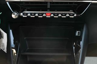 PEUGEOT 208 usata, con Touch screen