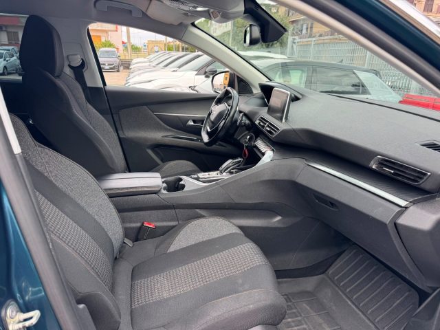 PEUGEOT 5008 usata, con Climatizzatore