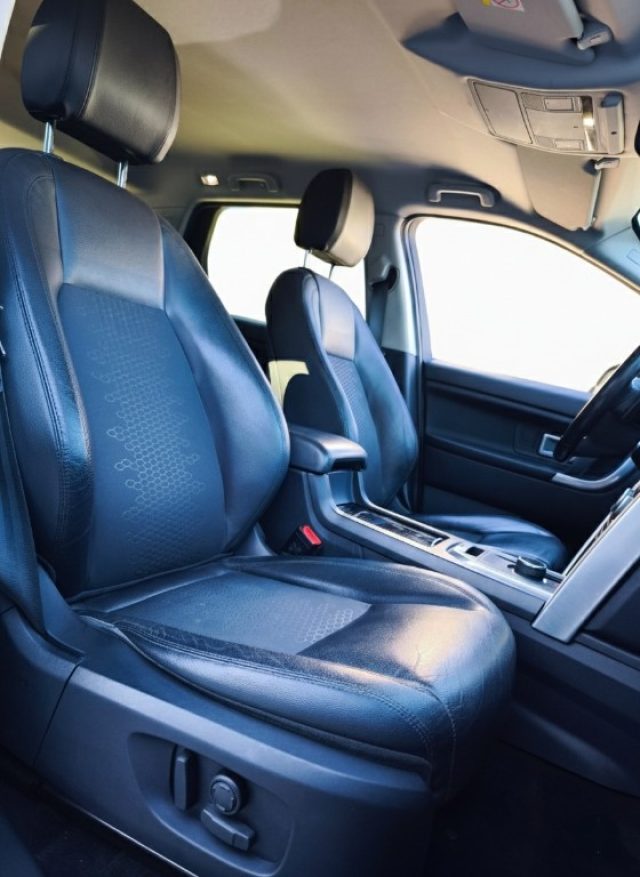 LAND ROVER Discovery Sport usata, con Controllo automatico clima