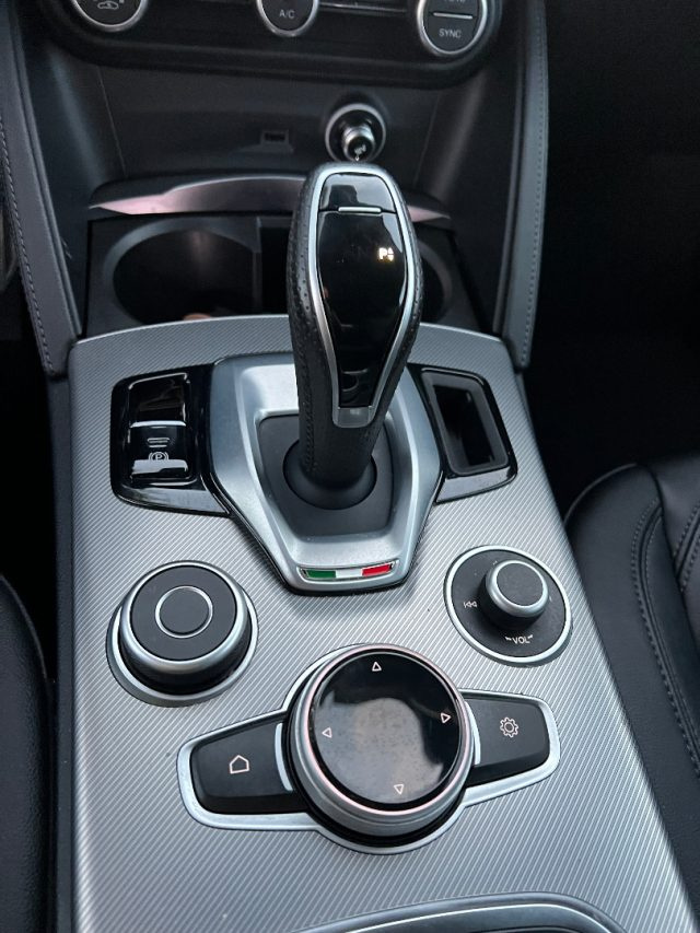 ALFA ROMEO Stelvio usata, con Chiusura centralizzata
