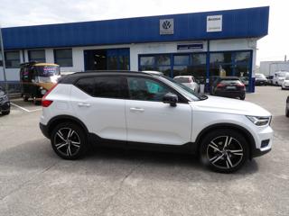 VOLVO XC40 usata, con Autoradio