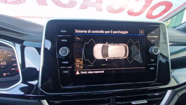 VOLKSWAGEN T-Roc usata, con Volante in pelle