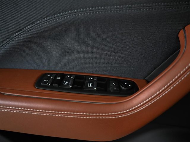 MASERATI Levante usata, con Sospensioni pneumatiche