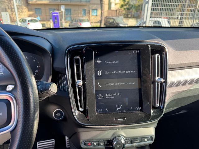 VOLVO XC40 usata, con Cronologia tagliandi