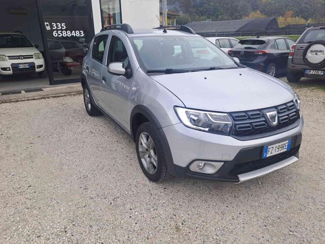 DACIA Sandero usata, con Touch screen