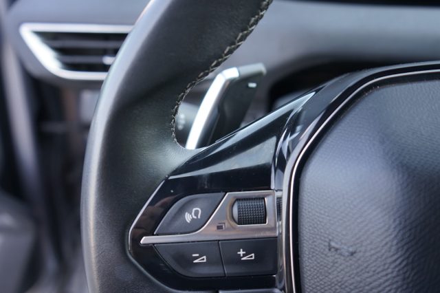PEUGEOT 3008 usata, con Riconoscimento dei segnali stradali