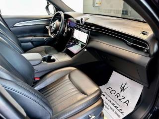 MASERATI Grecale usata, con Interni in pelle