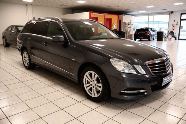 MERCEDES-BENZ E 200 usata, con Airbag Passeggero