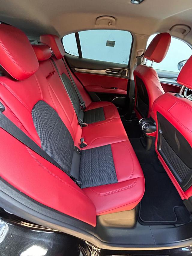 ALFA ROMEO Stelvio usata, con Controllo automatico clima