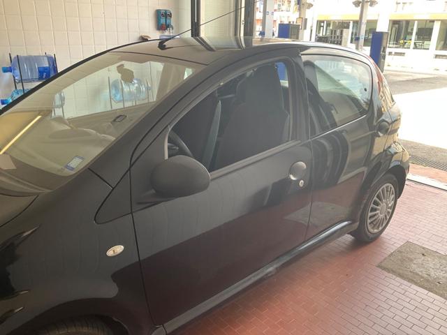 TOYOTA Aygo usata, con Airbag