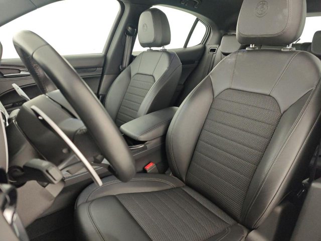 ALFA ROMEO Stelvio usata, con Autoradio