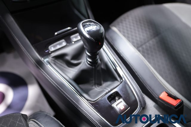 OPEL Grandland X usata, con Luci diurne