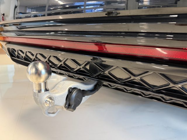 VOLKSWAGEN Touareg usata, con Boardcomputer