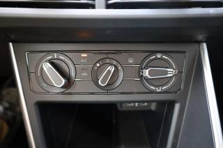VOLKSWAGEN Taigo usata 80