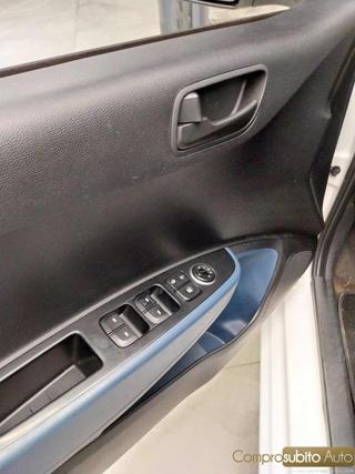 HYUNDAI i10 usata, con Sedile posteriore sdoppiato