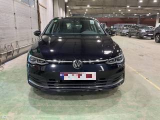 VOLKSWAGEN Golf usata, con Airbag